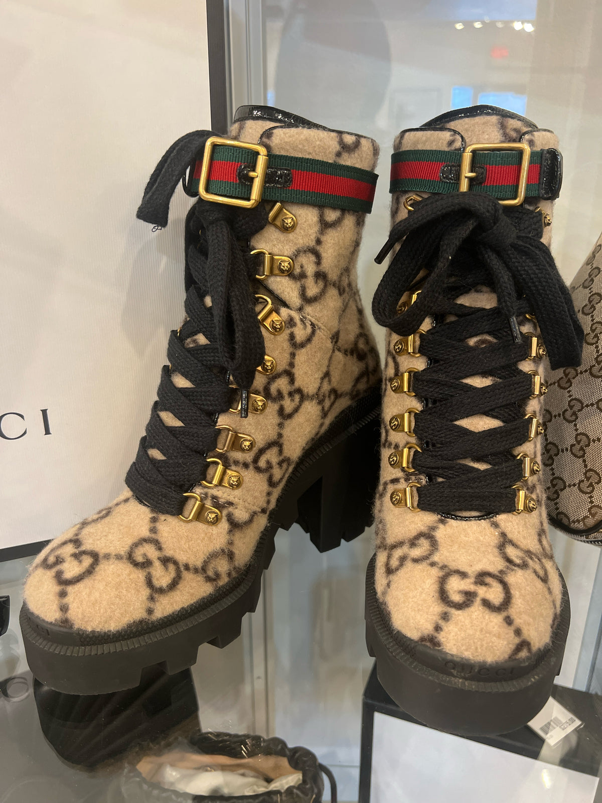 Gucci Size 36 Printed Shoes